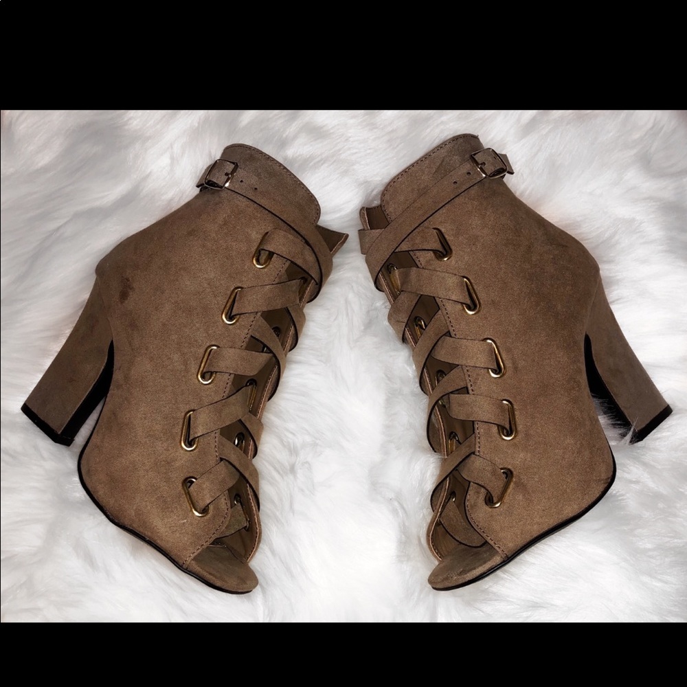 Our RODEO bootie (taupe)